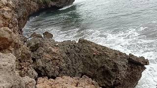 Pantai Batu Karas Pangandaran. Spot indah buat selfie