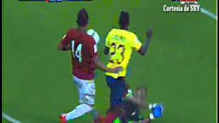 Ecuador marca dos goles a Bolivia