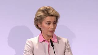 „Sexuelle Orientierung und Identität in der Bundeswehr“ • Ursula von der Leyen eröffnet Workshop