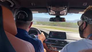 BMW RACE INSTRUCTOR SWINGING THE F90 BMW M5 LIKE A BOSS ! #bmwm5 #f90 #drift @BMWM @bmw