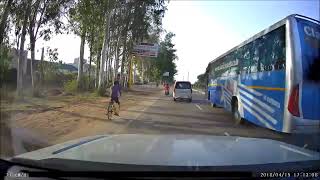 Passenger from a bus throwing Tea Cup made of clay on the Highway (Dashcam Video)