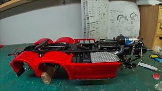 Truck Tamiya scania 770s 6x4 part 36 to 43 assembly of the side fairings and fifth wheel