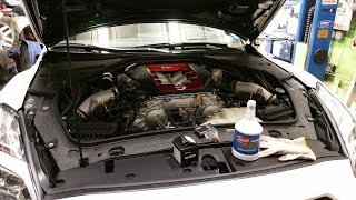 GTR Nismo Gets Red Line Oil - Titek Oil Drain Plug - Nismo Oil Filter - DIY Oil Change