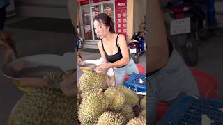 Beautiful Lady Durian Cutting in Bangkok -Fruits Cutting Skill