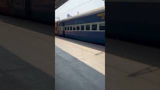 Ahmedabad Passenger Train Departing From Borivali Railway Station | Indian Railways