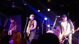 Hawthorne Heights - Breathing In Sequence live at the Zoo (Brisbane, Austrailia)