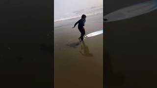 There goes my kneecaps😂 #shorts #youtubeshorts #skimboarding #fun #surfing