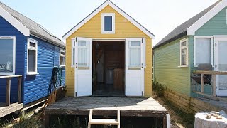 Essex Beach Hut Boasting Breath-Taking Harbour Views Goes on Sale for £185,000