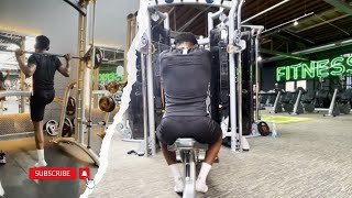 GYM ELITE SESSIONS | Favourite workout on leg day... BICEP CURLS?