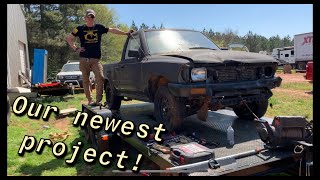 91 Toyota Pickup! (Our Newest Project!)