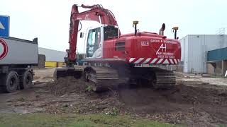 HITACHI ZAXIS 290LC LOADING DAF XF530