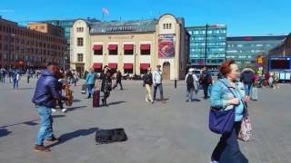 Busking: Street musicians in Europe