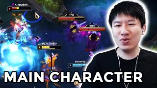 THIS ADC THINKS HE IS THE MAIN CHARACTER