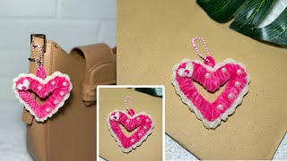 How To Make Fuzzy Wire Keychain - Pipe Cleaner Craft Easy