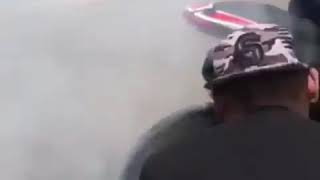 #222 explodindo motores Ducati yper Motard cortando de giro