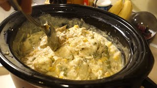 CROCK POT CHICKEN & DUMPLINGS!