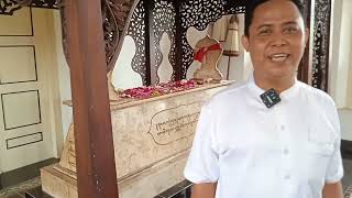 Ziarah ke makam Ronggowarsito