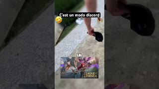 il sent pas bon et il joue à lol #humour #montage #pourtoi #thénoir #comedy #dynamique #drole #modo