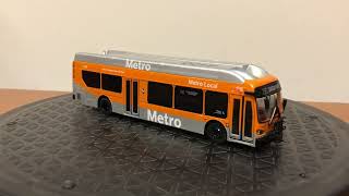 Iconic Replicas  64-0426 1/64 Model Bus of LA Metro Rt 150 to Canoga Park  New Flyer Xcelsior