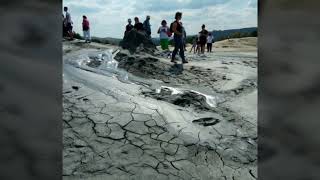 Vulcanii Noroiosi de la Paclele Mari