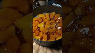 Простой пирог с консервированными персиками🍑 Instagram annandhome 👩🏻‍🍳  рецепт в комментариях↗️