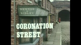 CLASSIC CORRIE - WEARHOUSE FIRE 1975