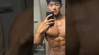 HOT AND SWEATY SHIRTLESS MEN || HANDSOME MUSCLE HUNK || ASIAN SIXPACK - SEUNG HYEONG KIM