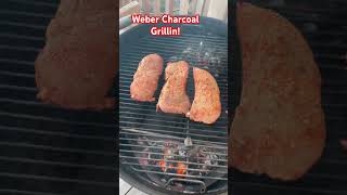 Weber charcoal bbq grilling sirloin steak 🥩 #pnw #grilling #bbq #steak #sirloin