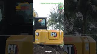 CAT Mini Excavator Excavating Dirt #minidigger #miniexcavator #excavator #excavation #alatberat