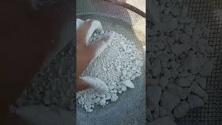 #asmr#asmrvide#sound#fun#dry#foryou#satisfying#relax#powder#dusty#soft#crush#shorts#chalk#marble