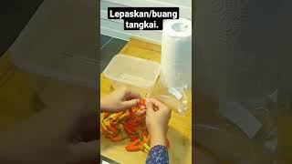 Tips dan trik menyimpan cabe ,tahan 1 bulan #tipsandtricks #tips #tricks #cabe #cooking #shorts