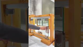 Hdsafe Manufacturer 8-12mm Frameless Folding Glass Door Small Sample in Showroom