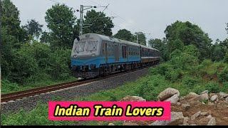 Indian Train Lovers|Indian Railways| Train takes Curve| Railways of India|Wester Railways |Bodeli