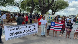 Índios de esquerda agora em Brasília contra o Marco Temporal