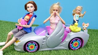 Barbie, Ken ve Chelsea ile çocuk videoları! Ken, yeni araba alıyor! Kız oyunları