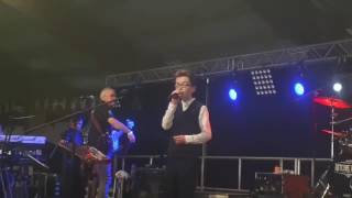 Owen Mac singing at Cowboys & Heros Part 2