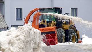 Kahlbacher wheel loader - rotary snow blower KFS 950 mounted on CAT