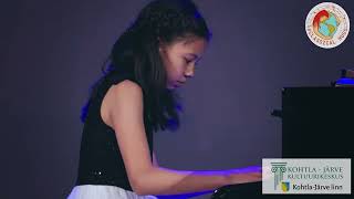 Sophia Popescu plays Chopin