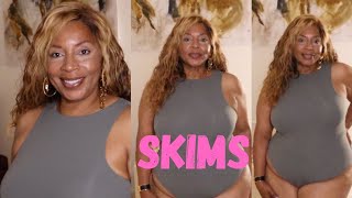 SKIMS REVIEW|TRIANGLE BRA 2021|SKIMS TRY ON|CLASSIC CEE|CARMEN #SKIMS #TRIANGLE BRA