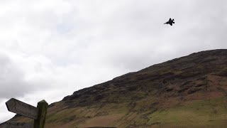 4x US F35 Fighter Jets Catch me off guard whilst vlogging - LOUD