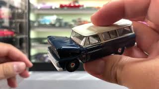 Auto World 1966 Chevy Suburban Dark Blue White 1:64