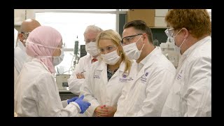 Brisbane's Lord Mayor and Lady Mayoress visited IMB to learn about Soils for Science.