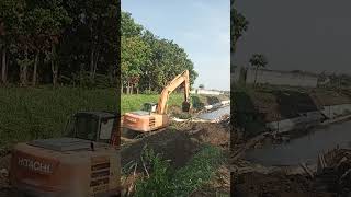 Exavator keruk Endapan Sungai