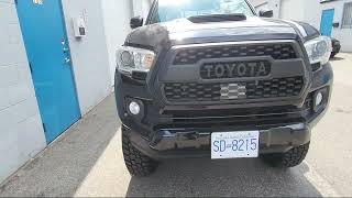 Toyota Tacoma lift wheel tires