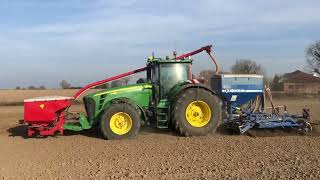 Ackerbohnen drillen mit einem John Deere 8430 und Köckerling Triathlon (Allseeder)