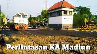 Perlintasan Kereta Api di Kota Madiun