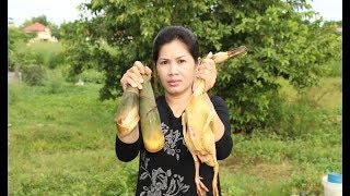 Awesome Cooking Duck Curry With Bamboo Shoot Recipe - Cook Curry Recipes - Village Food Factory