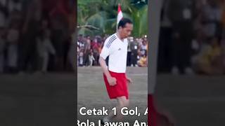 pak jokowi main sepakbola cetak 1 gol