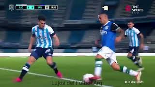 el lindo caño en carrera de Agustín Urzi a Tomás Chancalay 🔥. Racing 0-0 Banfield.