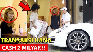 GEMBEL SULTAN BELI MOBIL SPORT CASH 2 KARUNG UANG ‼️ Lihat reaksi cewe ini…